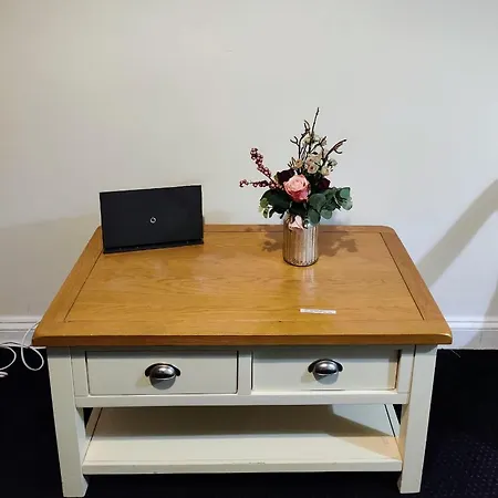 Homestay 1 Bishopthorpe Lane Bs10 5fh Bristol